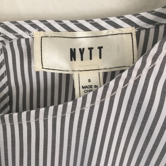 NYTT striped ruffle top NWOT - Picture 2 of 7